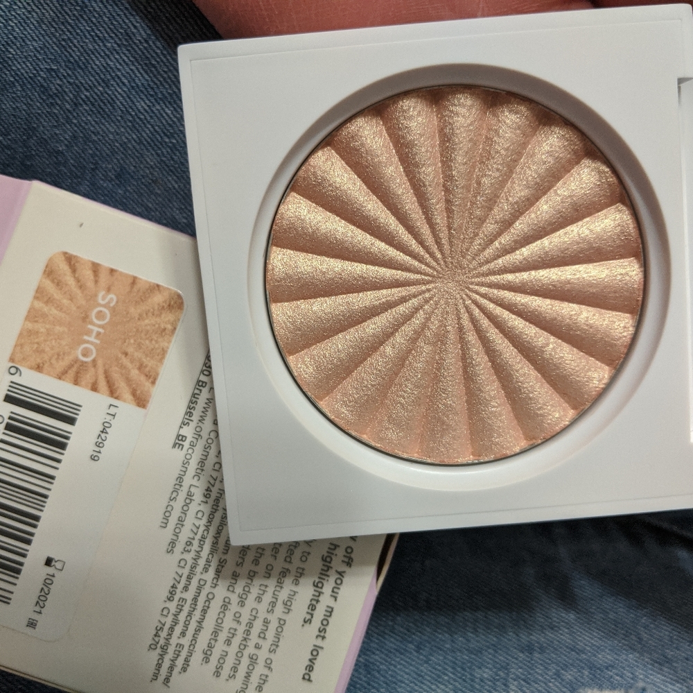 Ofra highlighter Talia Mad Collab